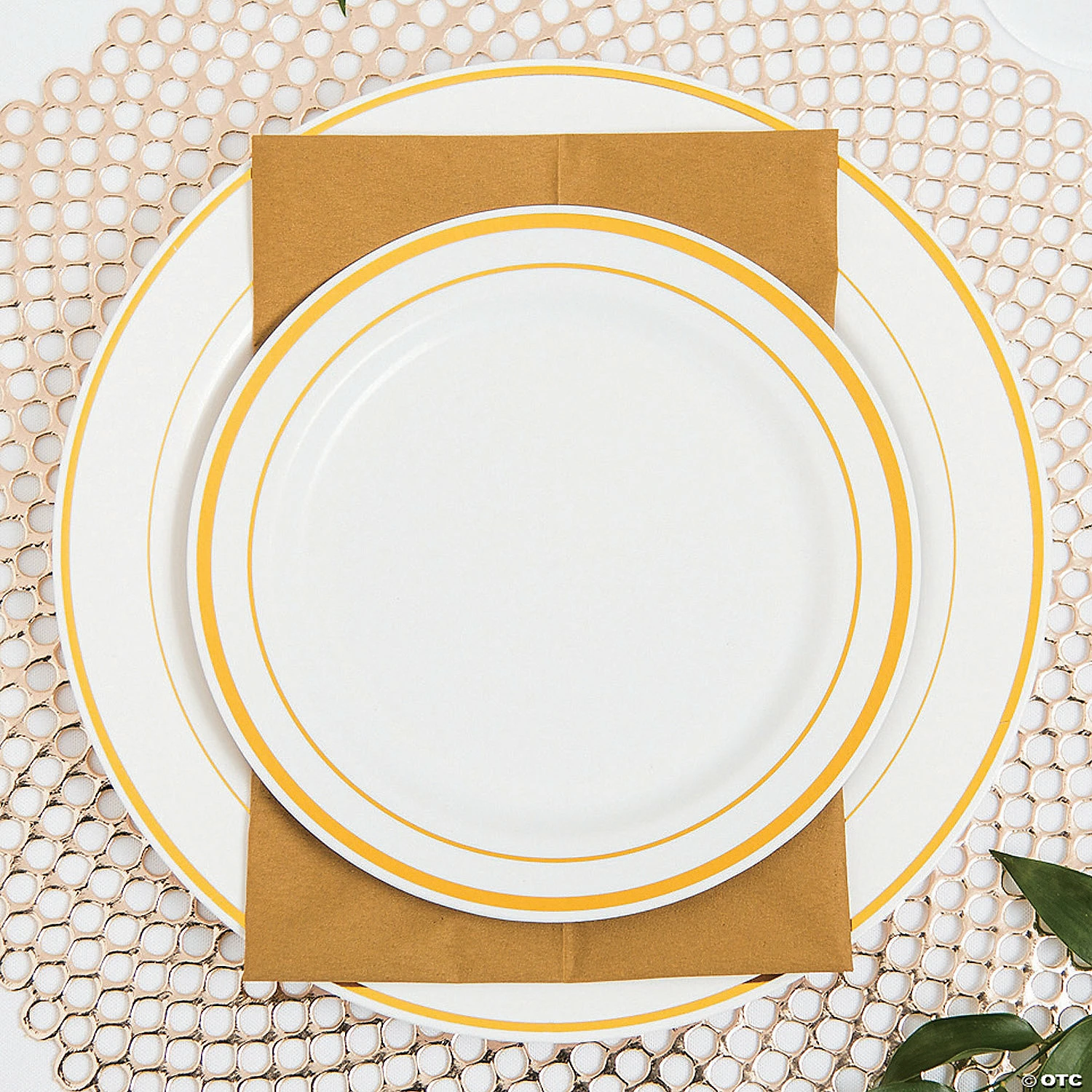 Deals 😀 Premium Plastic Tableware Kits for 24 Guests 😉 3 Deals 😀 Premium Plastic Tableware Kits for 24 Guests 😉 - Image 3